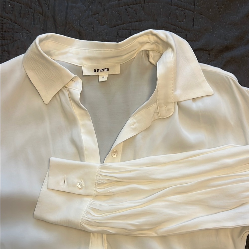 White Blouse Top with Sleeve and bottom ruffle